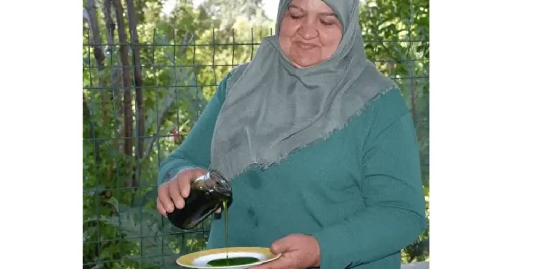 Naneden pekmez yaptı, kapış kapış sattı! Kilosu 200 TL: İstanbul, Bursa, Eskişehir, Sakarya… Hepsi alıyor! 5